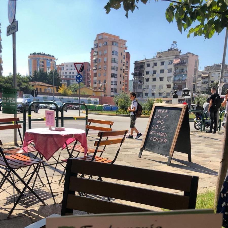 Stephen Center B&B Tiranë Luaran gambar